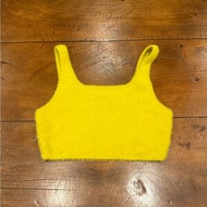 Aritizia Babaton Fuzzy Crop